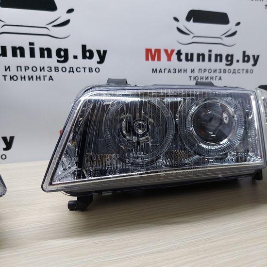 Передние фары Audi A4 B5 angel eyes chrome