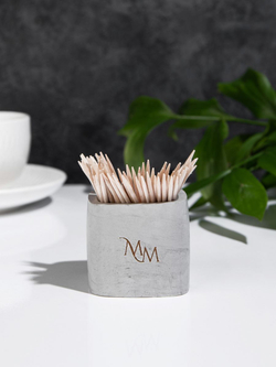 Стаканчик для зубочисток