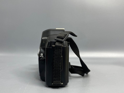 Yashica 109 Multi Program + 28-80mm