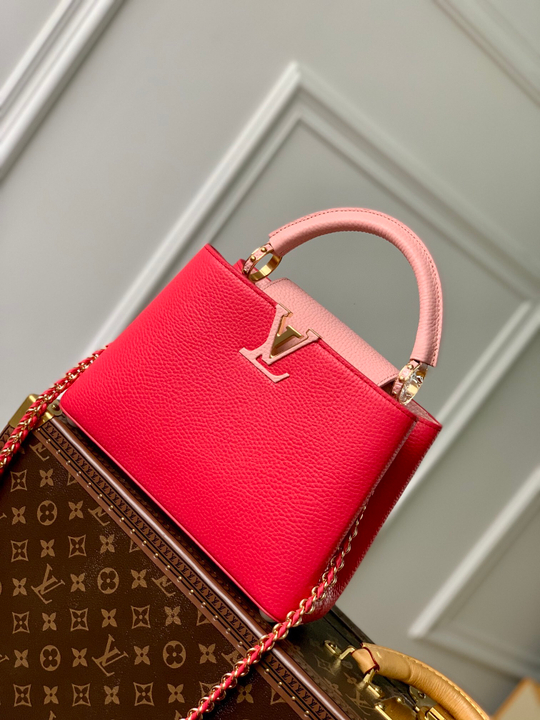 Louis Vuitton Capucines BB