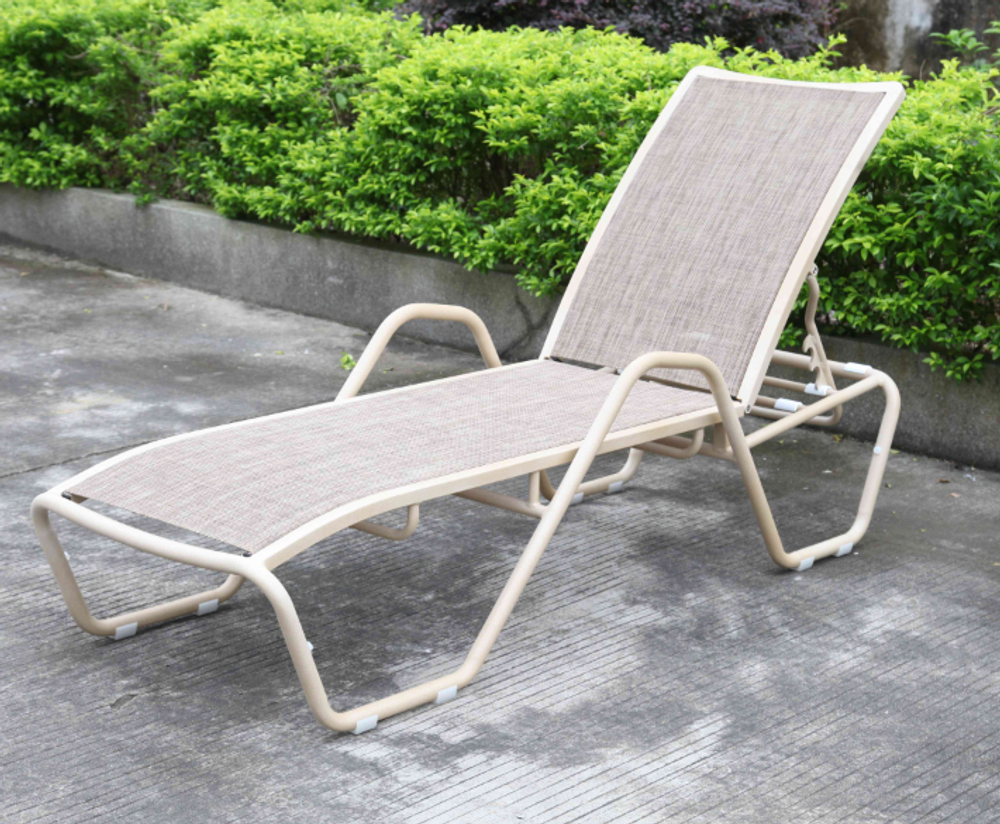 Шезлонг-лежак металлический Tagliamento Lotos Sunbed, бежевый