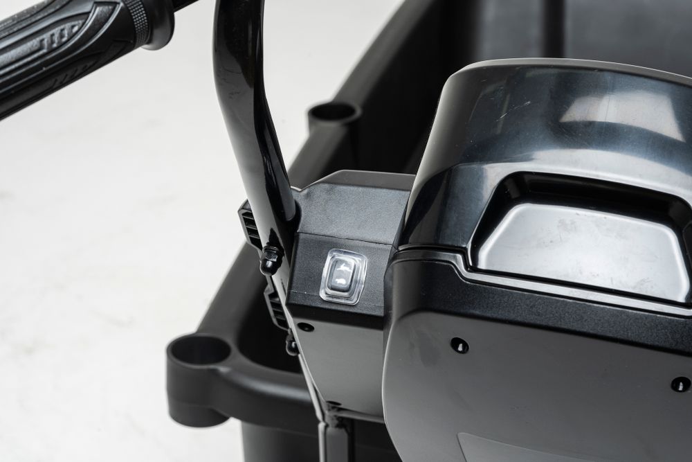 Аккумуляторная самоходная садовая тележка Greenwork 82GC, 82v, 106 л, (7400607), без АКБ и ЗУ