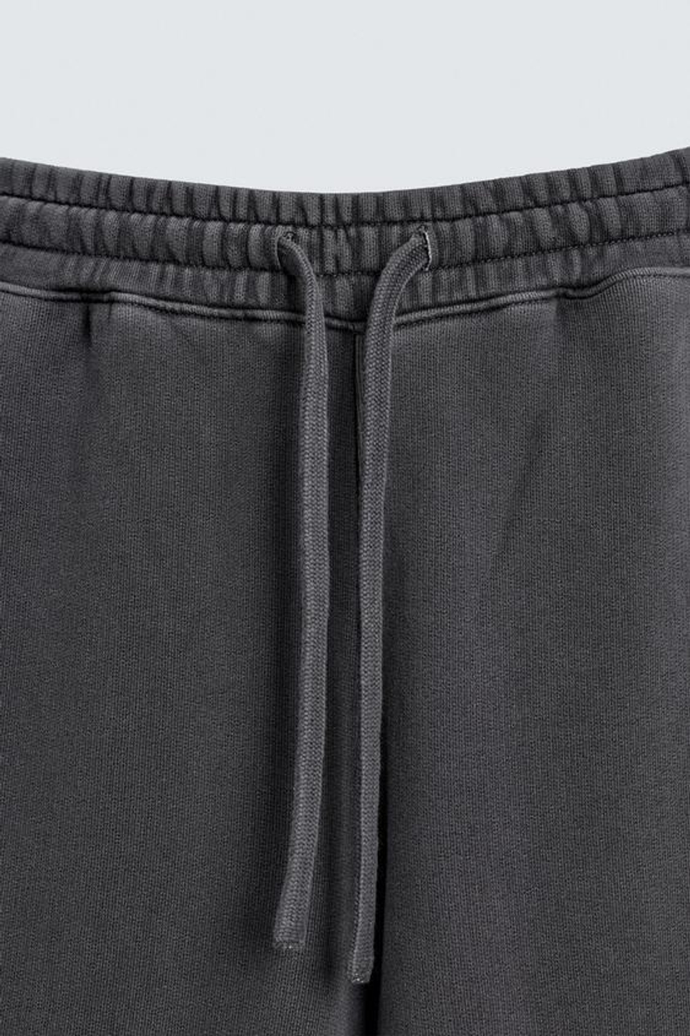 ZARA ДЖОГГЕРЫ WIDE FIT С ЭФФЕКТОМ ПОТЕРТОСТИ, АНТРАЦИТОВО-СЕРЫЙ