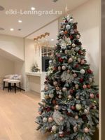 Заснеженная ель с гирляндой «Барокко» холодный свет (Литая+пвх) от 1.2 до 2.4 м