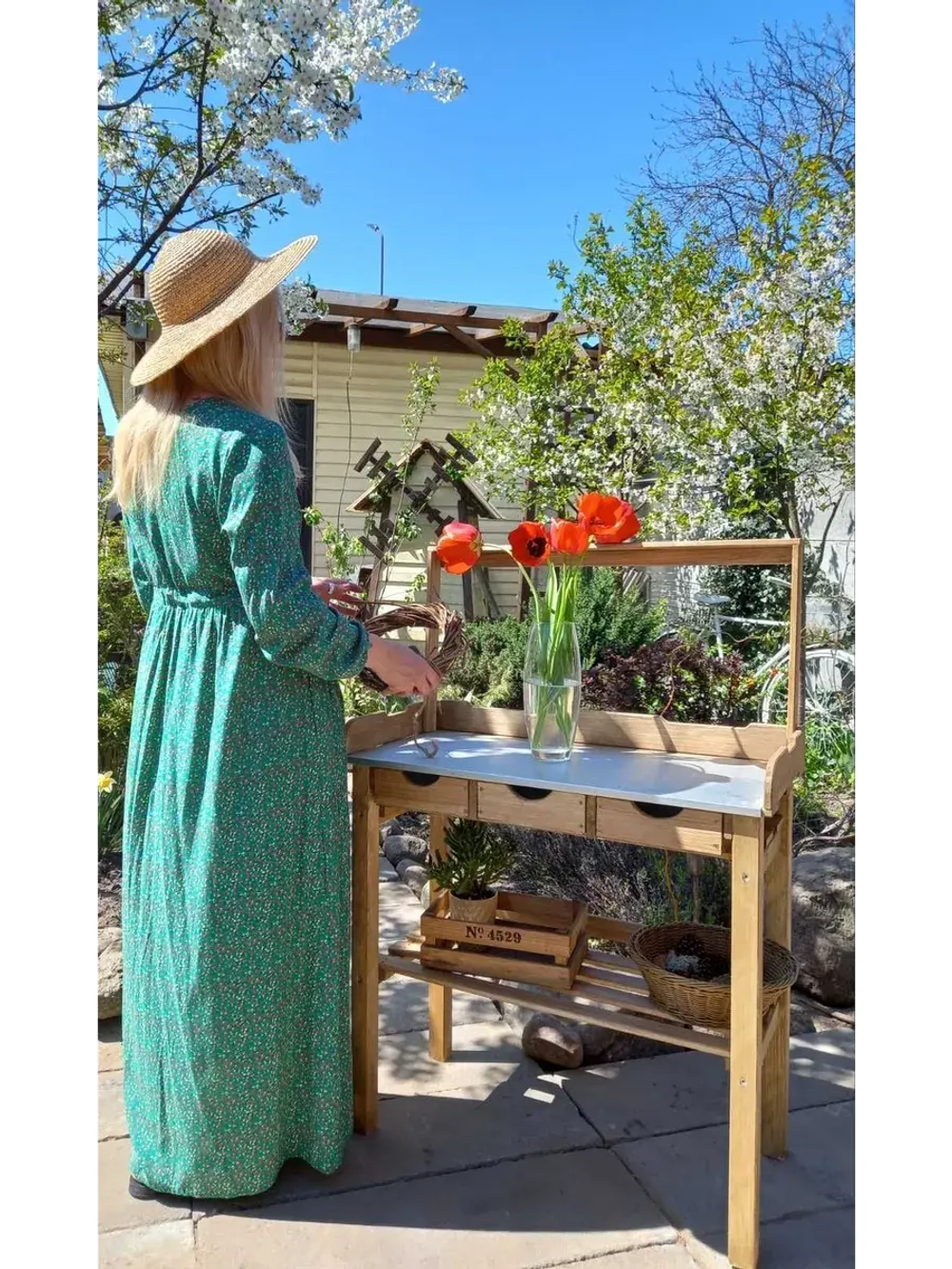 Стол садовый для рассады и растений