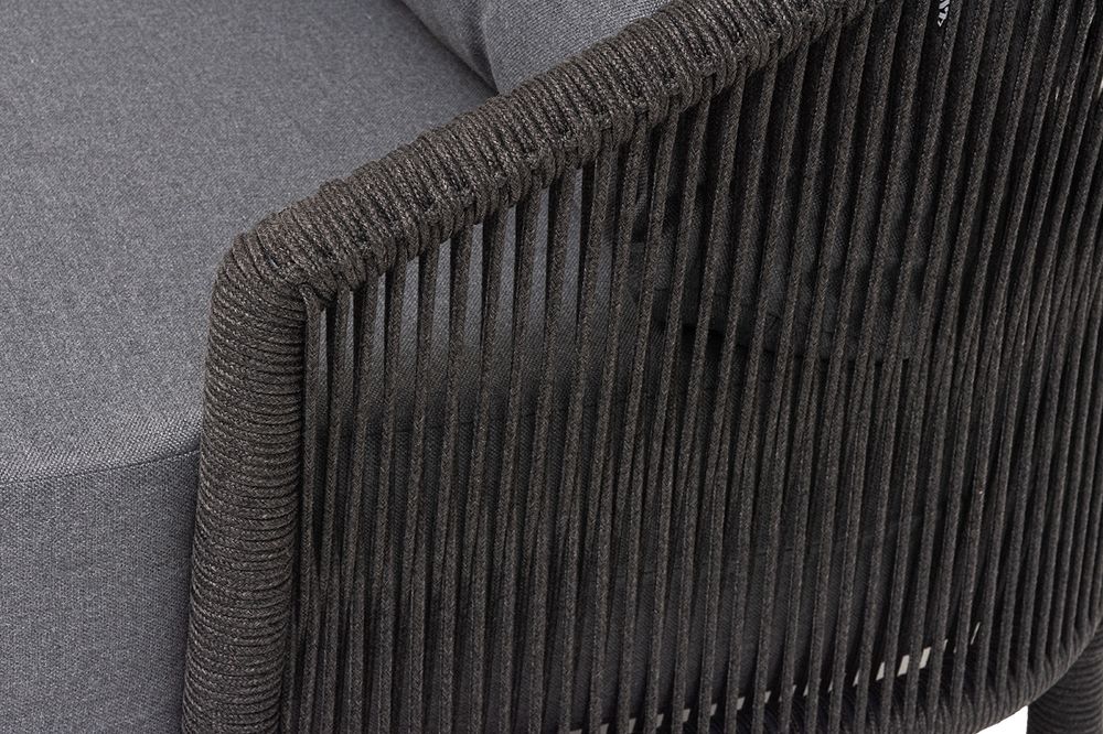 "Верона" кресло плетеное из роупа, каркас алюминий темно-серый (RAL7024) муар, роуп темно-серый круглый, ткань темно-серая 027