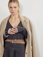 БАЗОВЫЙ ТОНКИЙ РЕМЕНЬ С ТРЕУГОЛЬНОЙ ПРЯЖКОЙ ЗАМША КАПУЧИНО