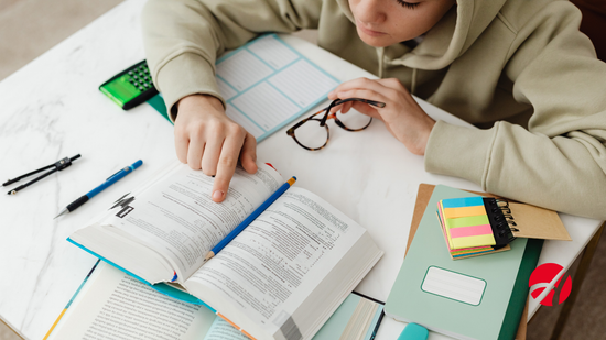 Снова в школу: как поддержать здоровье школьника при возрастающих нагрузках