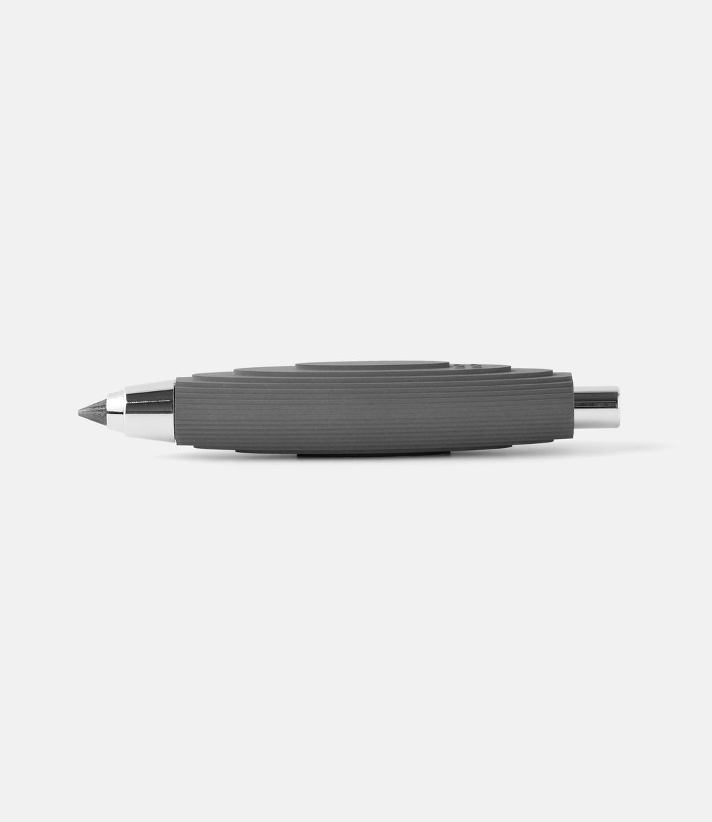 22 Studio Contour Sketch Pencil Dark Grey — карандаш из бетона