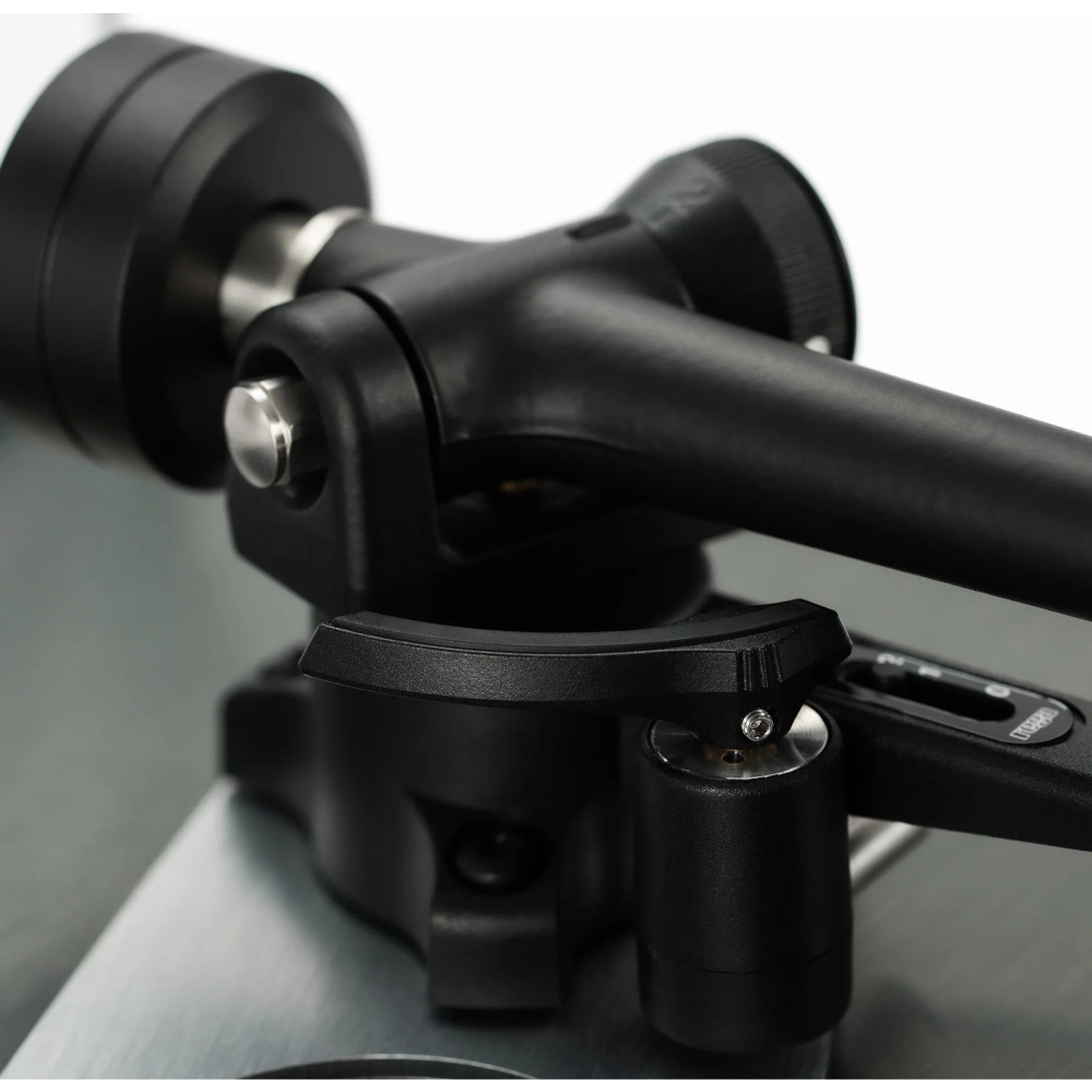 REGA PLANAR 3 RS BRUSHED METAL ПРОИГРЫВАТЕЛЬ ВИНИЛОВЫХ ПЛАСТИНОК