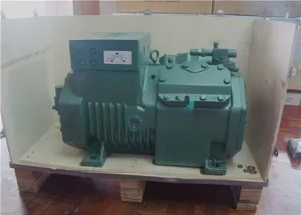 Полугерметичный поршневой холодильный компрессор 4NES-12Y