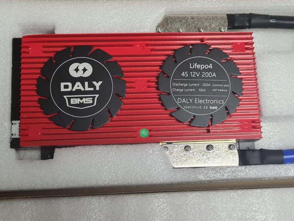 Плата контроля BMS LiFePO4 4S 12V 200A