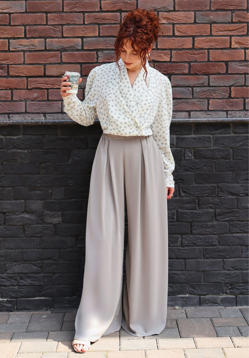 Брюки с глубокой складкой