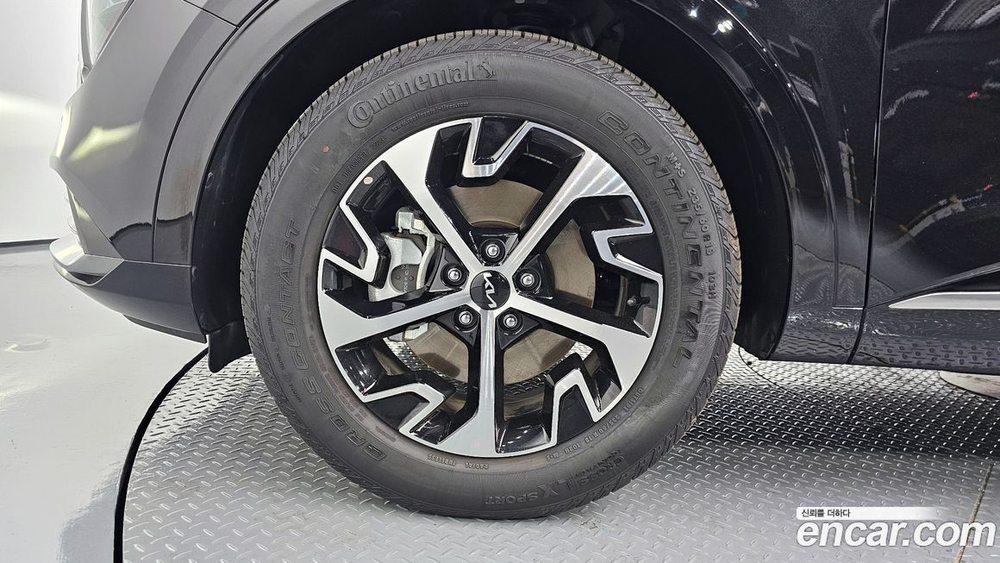 Kia Sportage 5 Generation Hybrid Noblesse 2WD (10.2023)