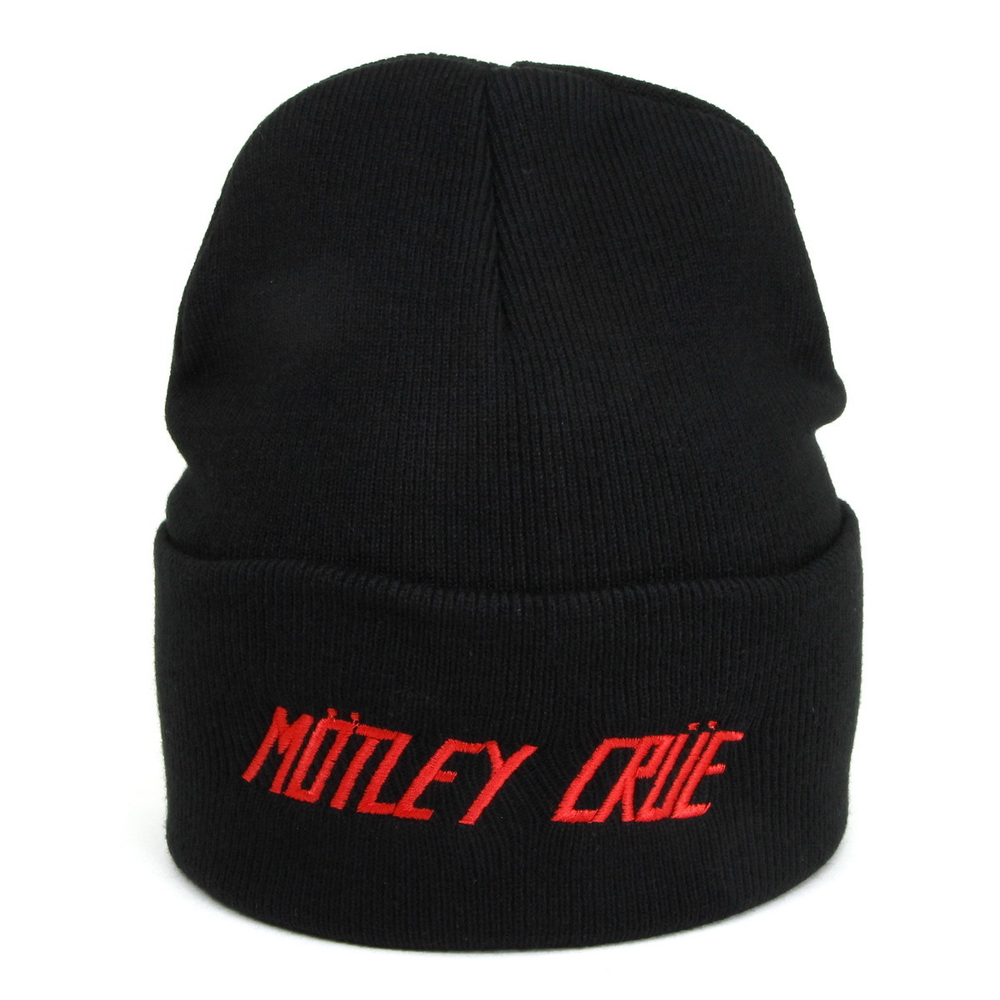 Зимняя шапка с вышивкой группы Motley Crue
