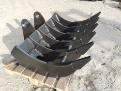 Корчеватель (грабли) CAT428/432/444