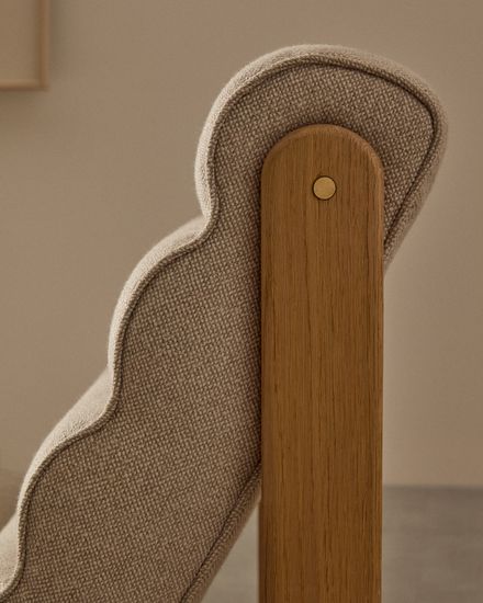 Кресло Magira из дуба с натуральной отделкой, бежевое Испания