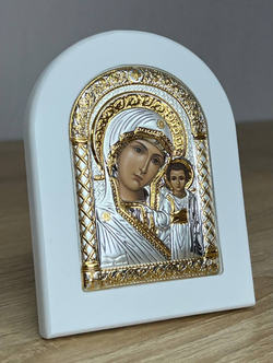 Казанская БМ, икона арочная, белое дерево 105х140