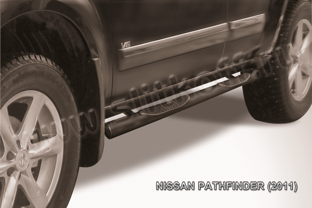 Пороги стальные Nissan Pathfinder (2010-2014) d76 с проступями (серебристые)