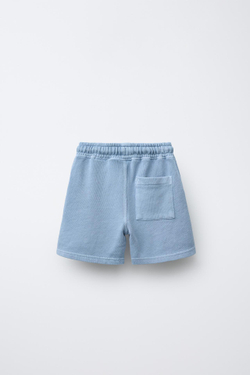 ZARA ШОРТЫ ИЗ МЯГКОЙ ТКАНИ С НАШИВКОЙ, ГОЛУБОЙ