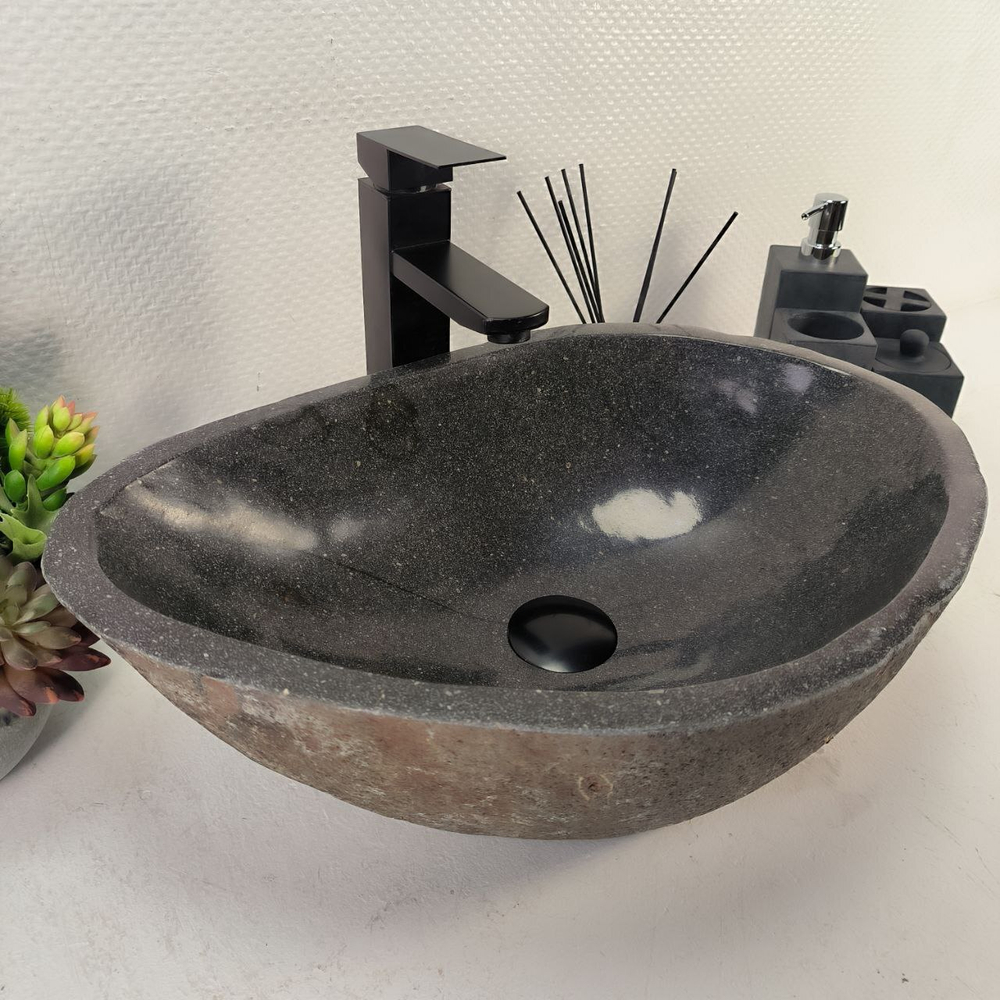 Раковина из речного камня RS-65037 51*36*16 0857