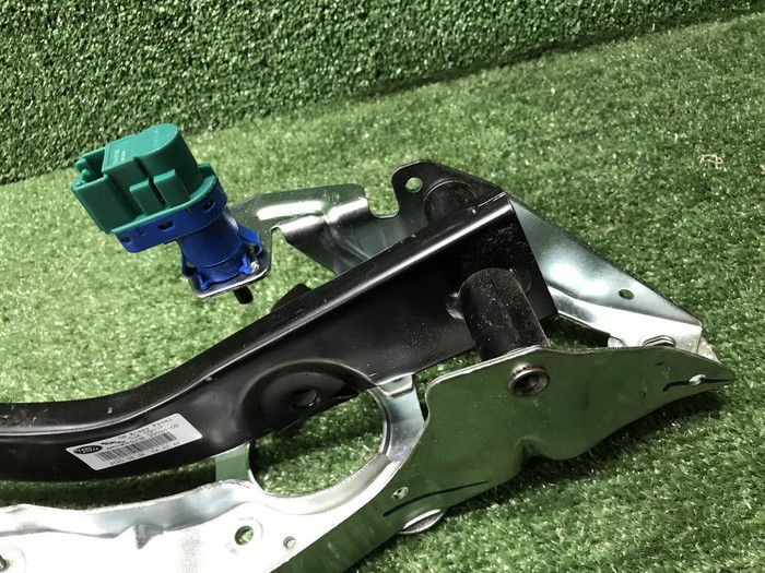 Педаль тормоза Land-Rover Discovery Sport (19-нв)