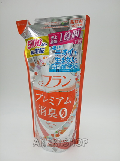 Кондиционер для белья с ароматом цветочного мыла 380 мл LION Soflan Premium Deodorizer Zero (мягкая упаковка)