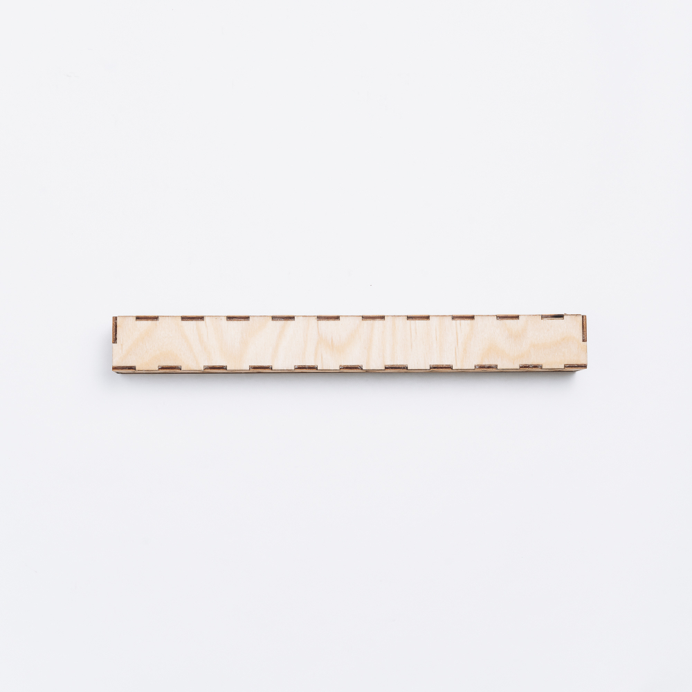 Деревянный  подарочный короб для указки 400 мм. PK11