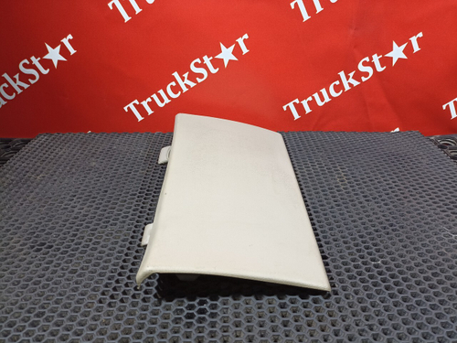 Накладка бардачка 2018 год.