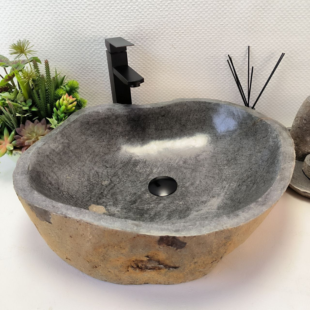 Раковина из речного камня RS-63866 (52*46*15) 0123