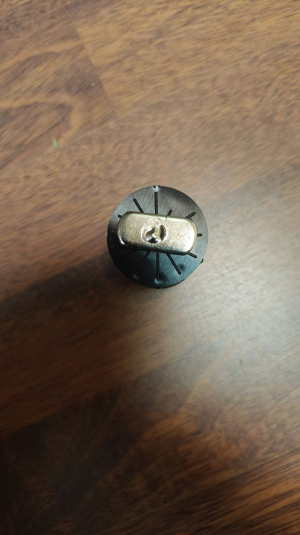 Фиксатор штанги для электромоторов