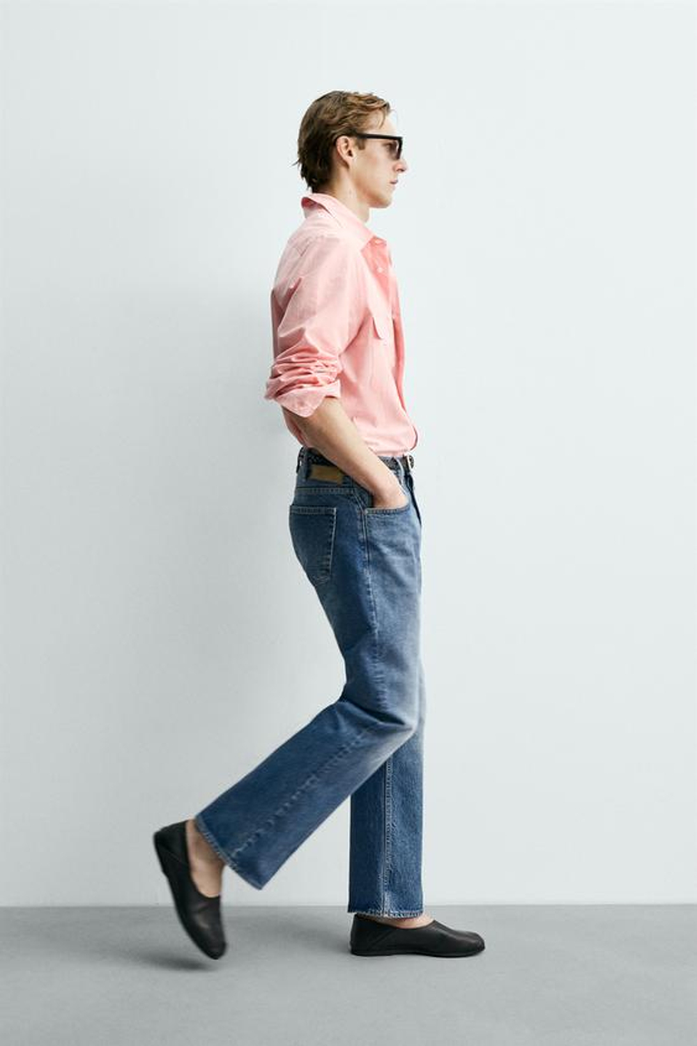ZARA X AARON LEVINE ДЖИНСЫ STRAIGHT FIT BOOTCUT, ВЫЦВЕТШИЙ СИНИЙ