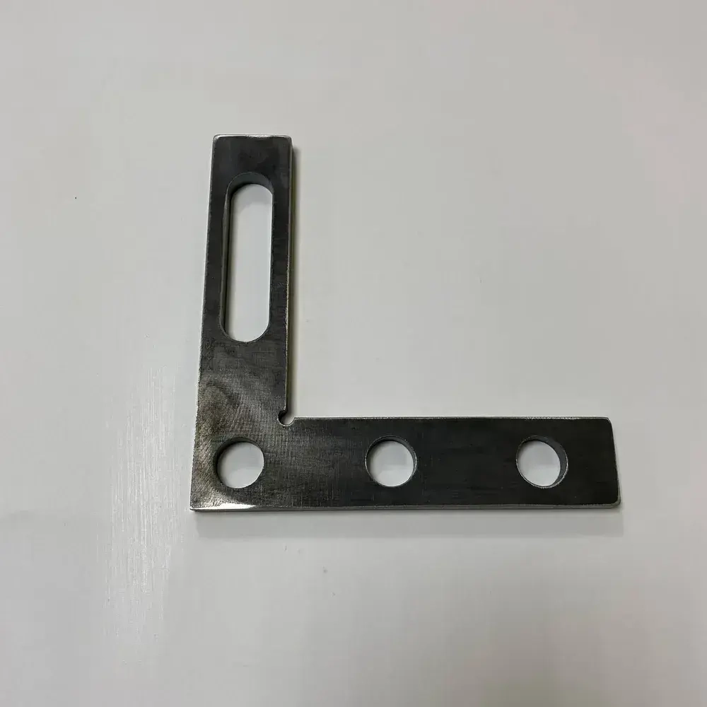 Угол 140*140*30*8,2шт, для сварочного, сборочного, монтажного стола. Оснастка для станка.