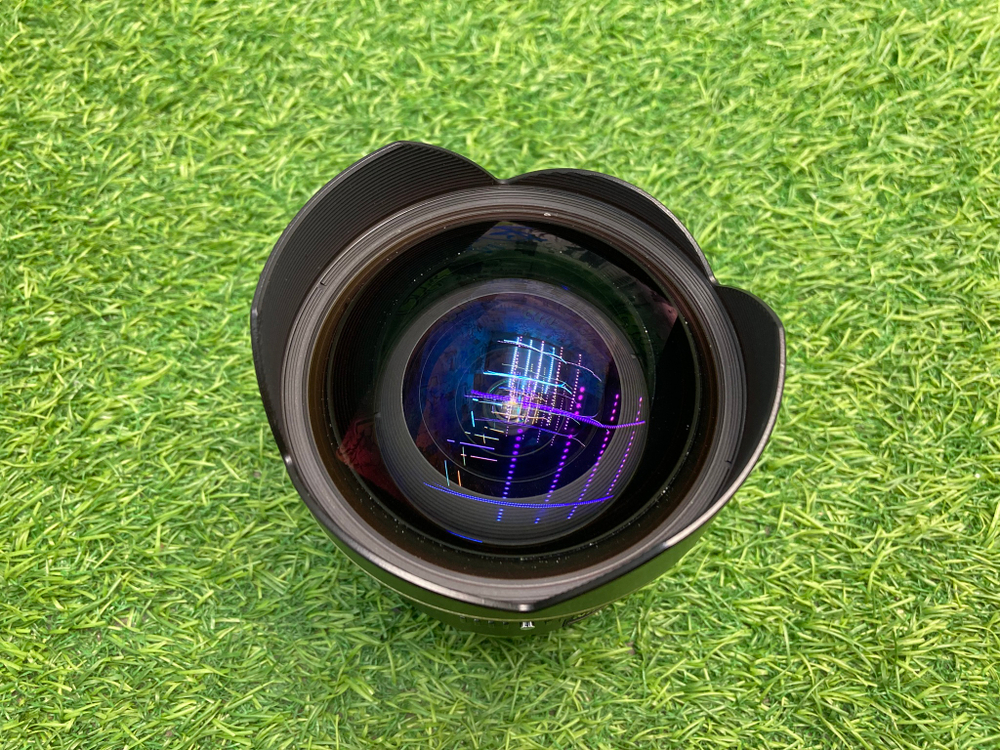 Nikon 14mm 2.8D ED AF Nikkor