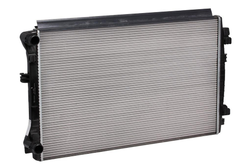 Радиатор охлаждения Audi Q2