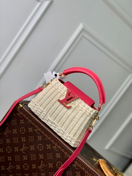 Louis Vuitton Capucines Mini