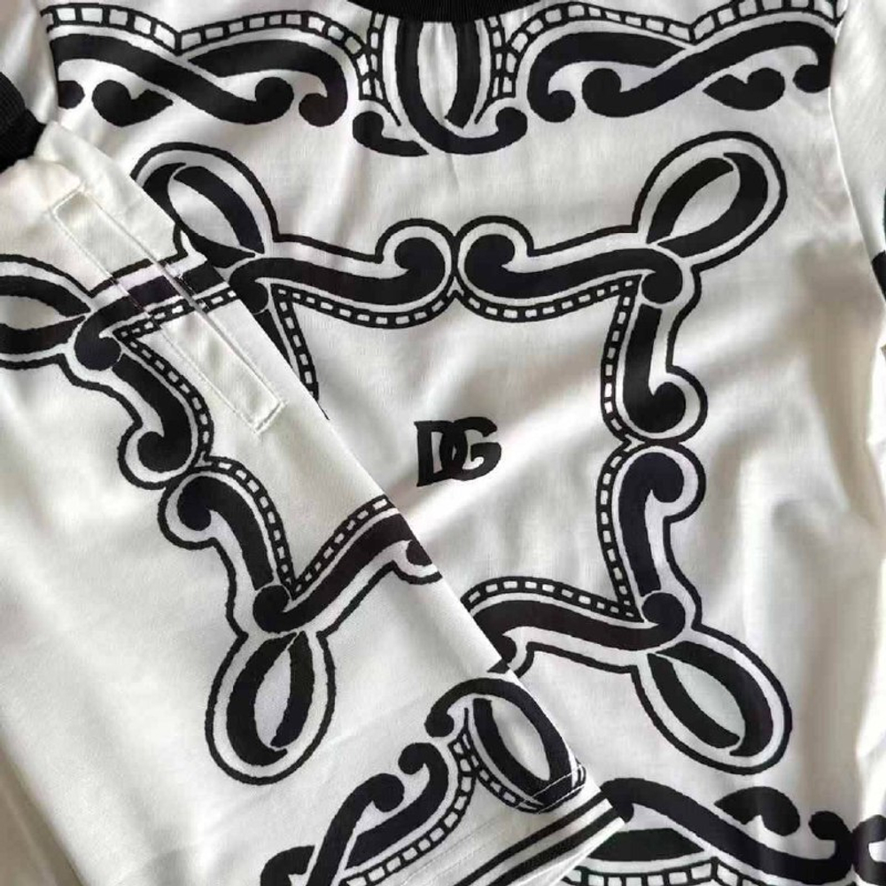 Детская футболка и шорты Dolce&Gabbana
