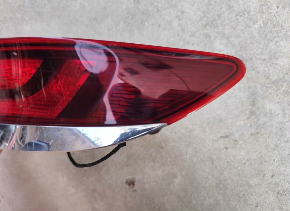 Задний LED фонарь для Hyundai Lafesta (оригинал,)