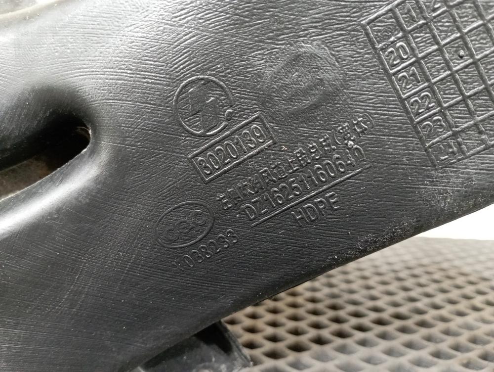 Воздуховод отопителя 2023г