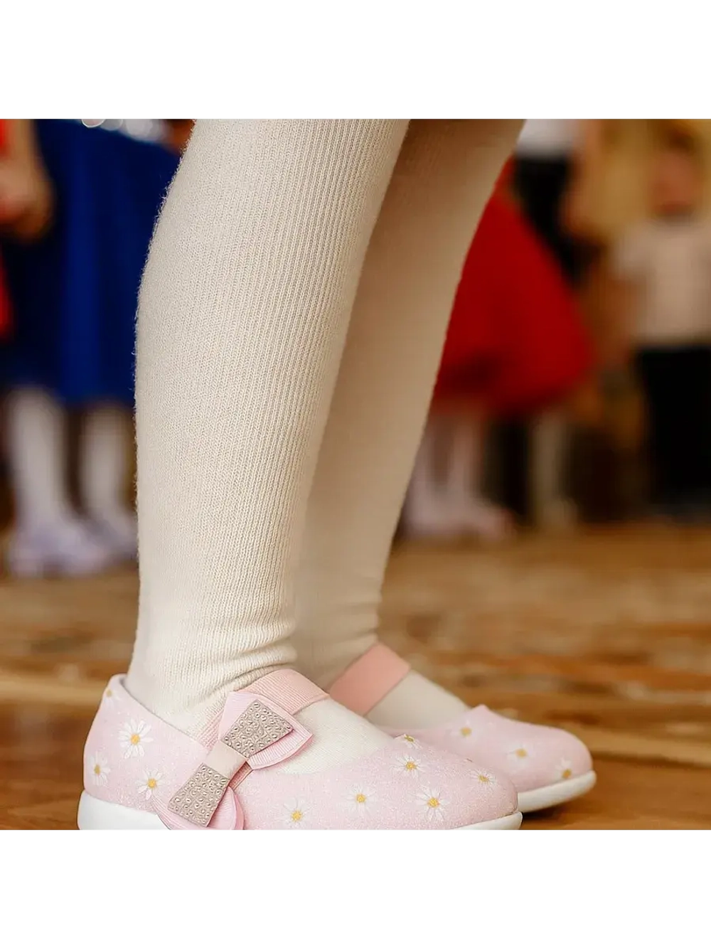 Туфли для девочки в детский сад.