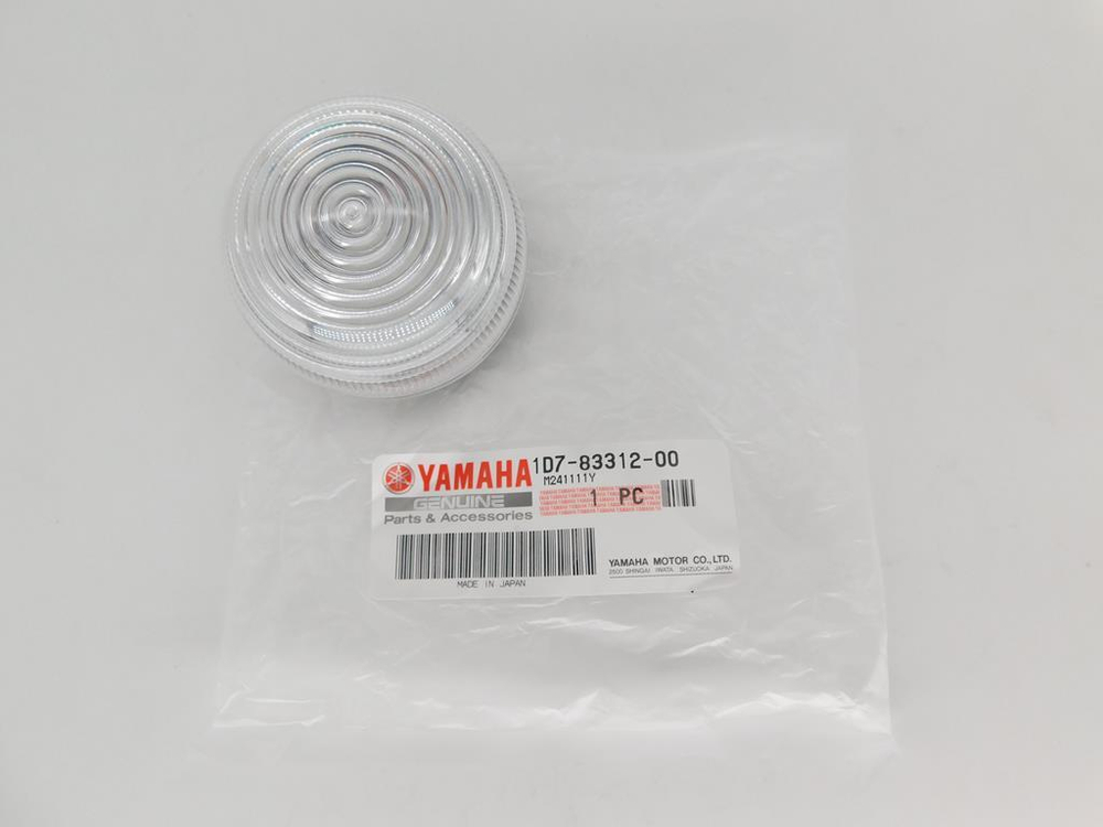 Стекло переднего поворотника левое Yamaha XV1900 Stratoliner 1D7-83312-00-00