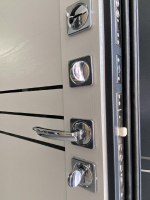 Дверь входная Горизонталь