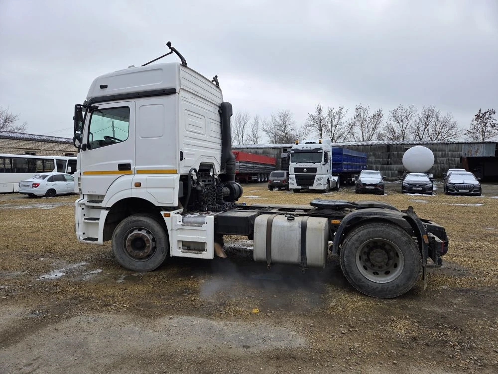 КамАЗ 5490 4x2 Седельный тягач 5490-033-87(S5) (Дизельный, 12,0 л, 401 л.с., АТ)