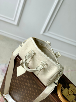 Louis Vuitton Keepall 25