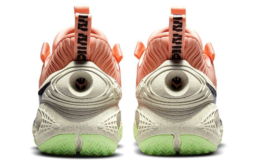 Кроссовки Nike Cosmic Unity