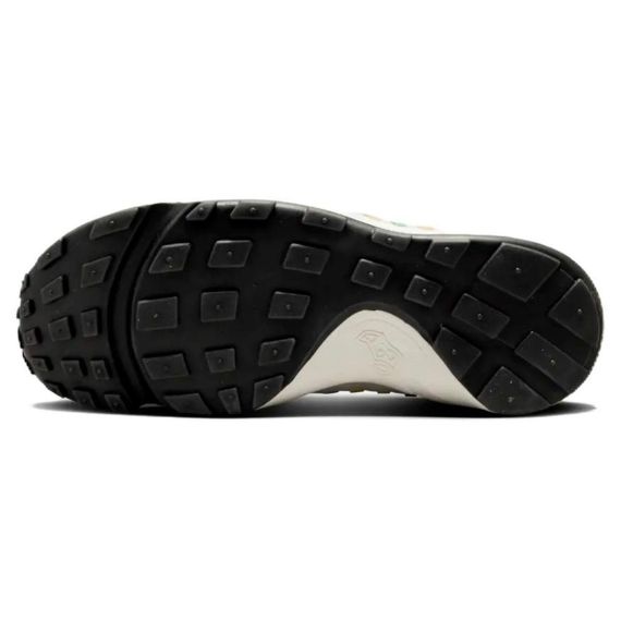 Nike Air Footscape Современная коллекция низкопробных вер Бежевых многоотраслевых женщин