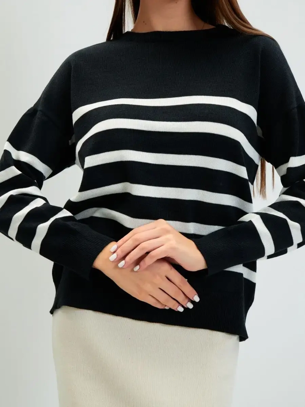 Джемпер в полоску вязаный