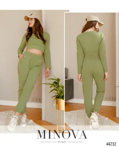 Костюм 2151-зеленый Minova