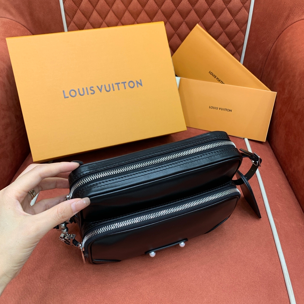 Louis Vuitton Nil