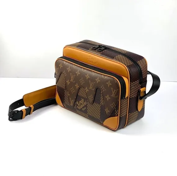 Сумка Louis Vuitton Nil Messenger коричневый